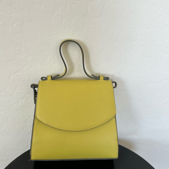 TARGET YELLOW BAG - Picture 5 of 5